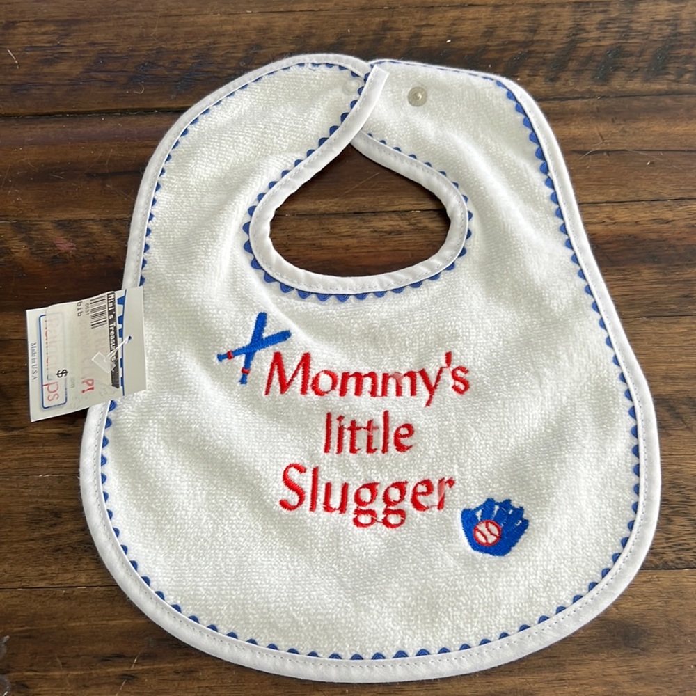 NWT - Mommy’s Little Slugger Bib